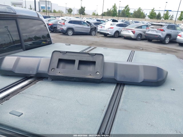 5TFAZ5CNXHX033346 Toyota Tacoma Sr5 V6