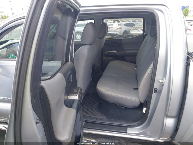 5TFAZ5CNXHX033346 Toyota Tacoma Sr5 V6