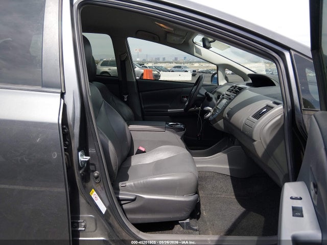 Продажа на аукционе авто 2012 Toyota Prius V Three, vin: JTDZN3EU0C3110586, номер лота: 45201905