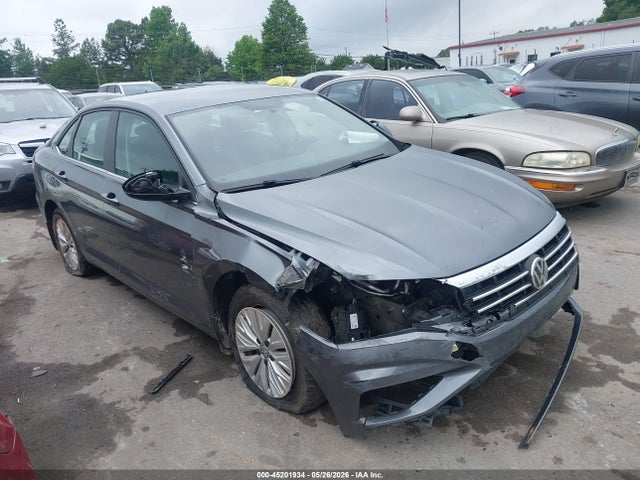 Aukcja sprzedaży 2019 Volkswagen Jetta 1.4t R-line/1.4t S/1.4t Se, vin: 3VWC57BU1KM223104, numer aukcji: 45201934