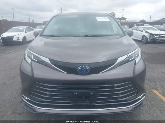 Toyota Sienna Limited 2021 5TDZRKEC7MS029557 Image 12