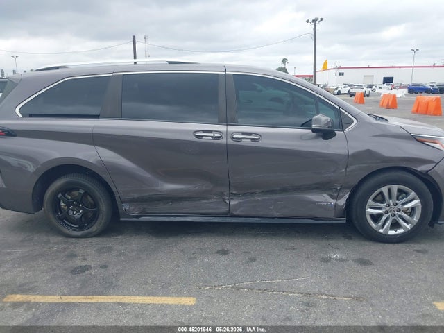 Toyota Sienna Limited 2021 5TDZRKEC7MS029557 Image 17