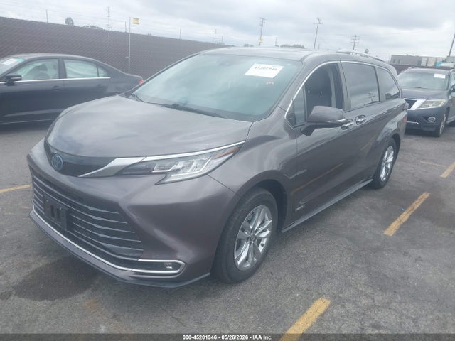 Toyota Sienna Limited 2021 5TDZRKEC7MS029557 Image 2