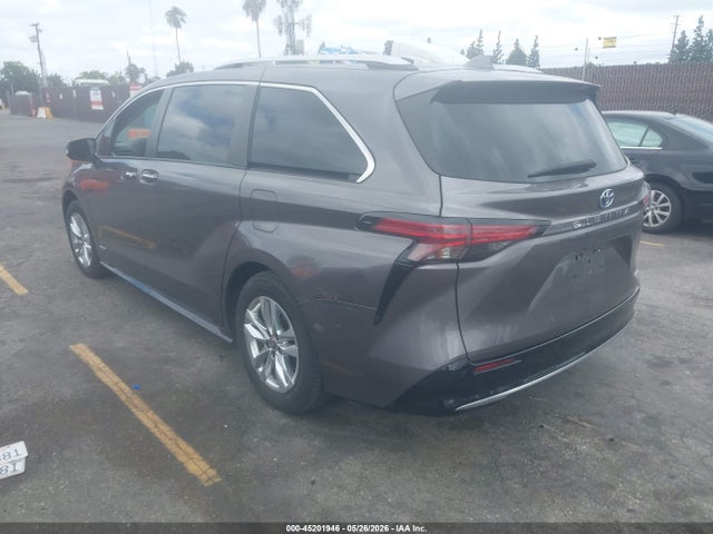 Toyota Sienna Limited 2021 5TDZRKEC7MS029557 Image 3
