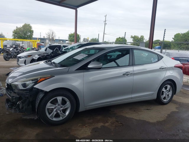 Hyundai ELANTRA SE 2015 5NPDH4AE7FH564428 Image 14