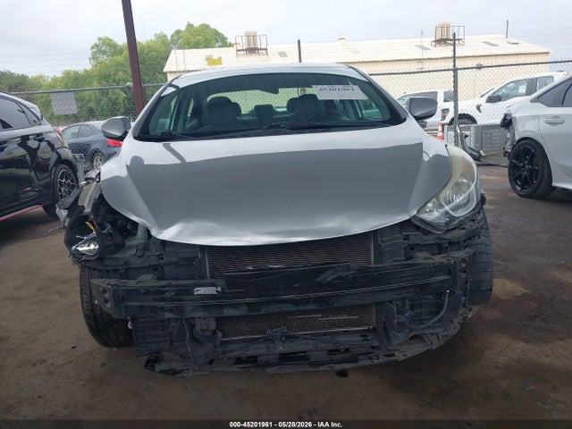 Hyundai ELANTRA SE 2015 5NPDH4AE7FH564428 Image 6