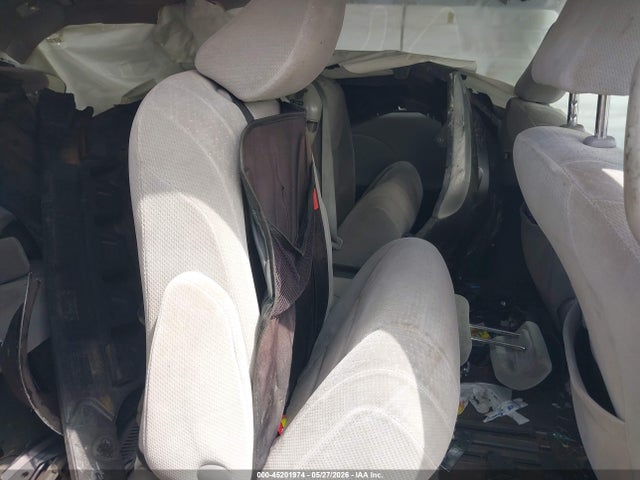 Toyota Sienna Le 8 Passenger 2015 5TDKK3DC9FS577625 Image 8