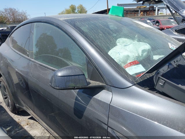 2026 Tesla Model Y Premium Rear-wheel Drive/rear-wheel Drive მანქანა იყიდება აუქციონზე, vin: 7SAYGDED3TF614325, აუქციონის ნომერი: 45202003