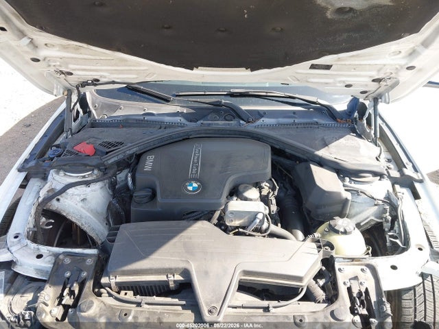 2015 Bmw 328i მანქანა იყიდება აუქციონზე, vin: WBA3A5G54FNS90938, აუქციონის ნომერი: 45202006