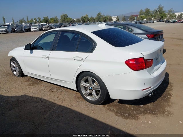 2015 Bmw 328i მანქანა იყიდება აუქციონზე, vin: WBA3A5G54FNS90938, აუქციონის ნომერი: 45202006