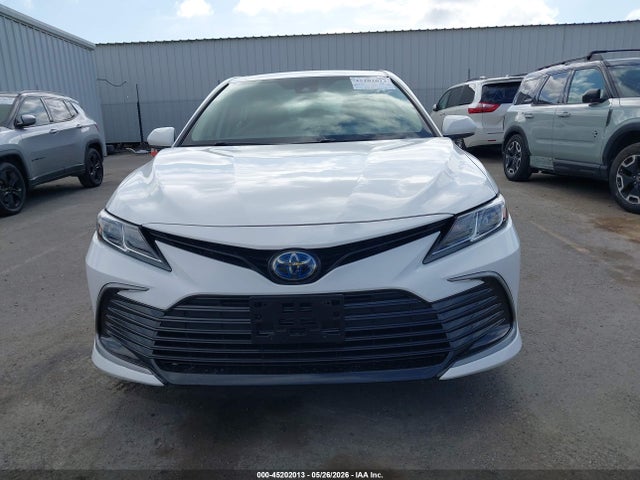 4T1C31AK5NU570713 Toyota Camry Le Hybrid