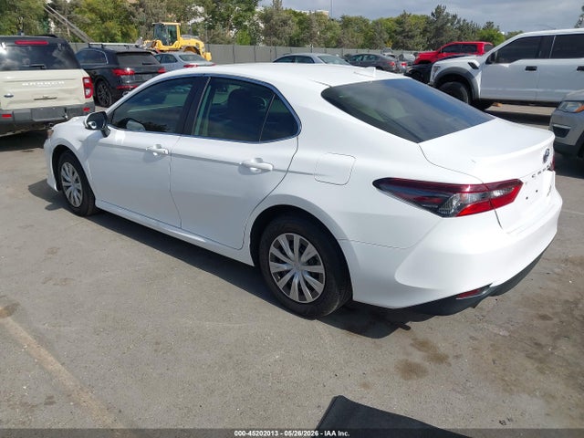 4T1C31AK5NU570713 Toyota Camry Le Hybrid