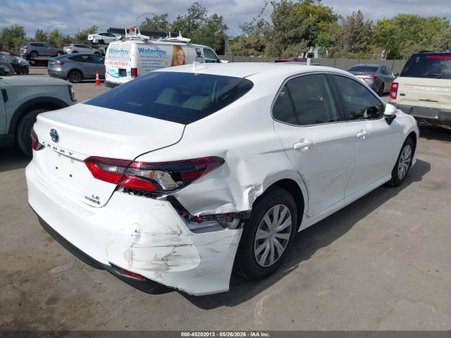 4T1C31AK5NU570713 Toyota Camry Le Hybrid