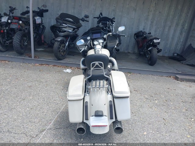 Harley-Davidson FLTRX 2022 1HD1KHC20NB658647 Image 6