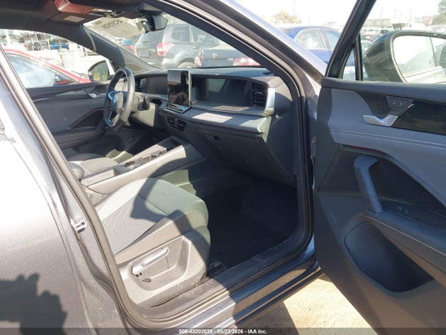 3VVGR7RM3SM019579 Volkswagen Tiguan 2.0t Se R-line Black
