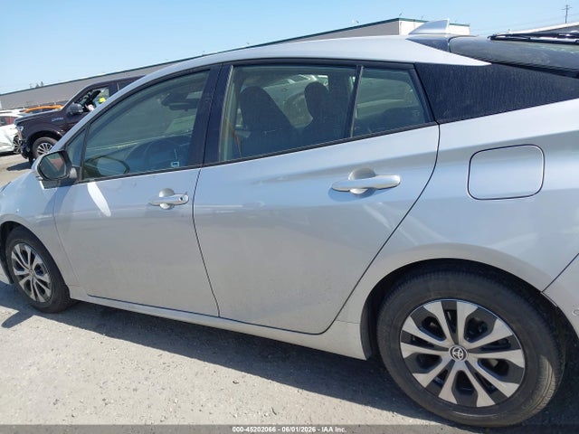 Toyota Prius Le 2022 JTDKAMFUXN3186384 Image 14