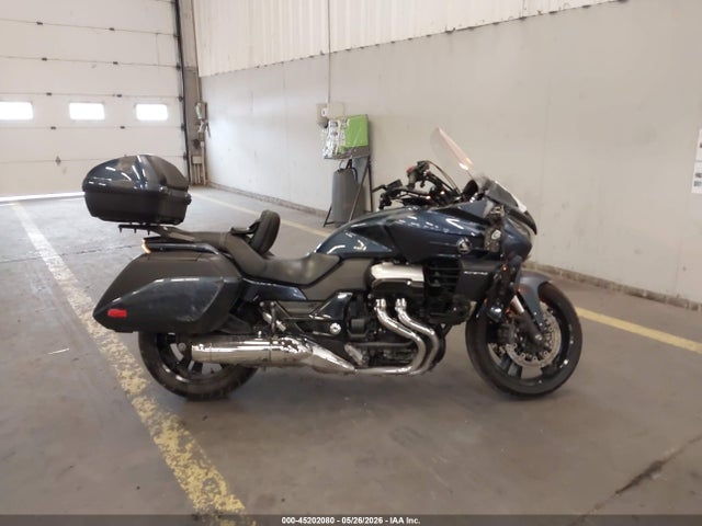 JH2SC7454EK000018 Honda Ctx1300 A