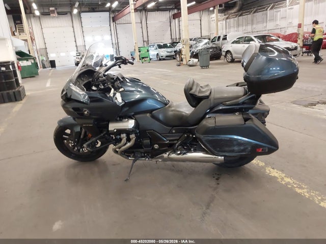 JH2SC7454EK000018 Honda Ctx1300 A