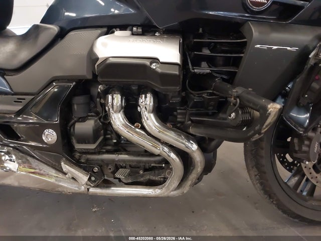 JH2SC7454EK000018 Honda Ctx1300 A