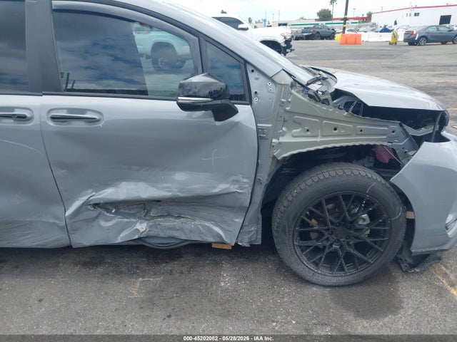 Toyota Sienna Xse 2025 5TDCSKFC3SS167828 Image 18
