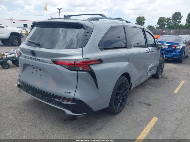 Toyota Sienna Xse 2025 5TDCSKFC3SS167828 Image 4