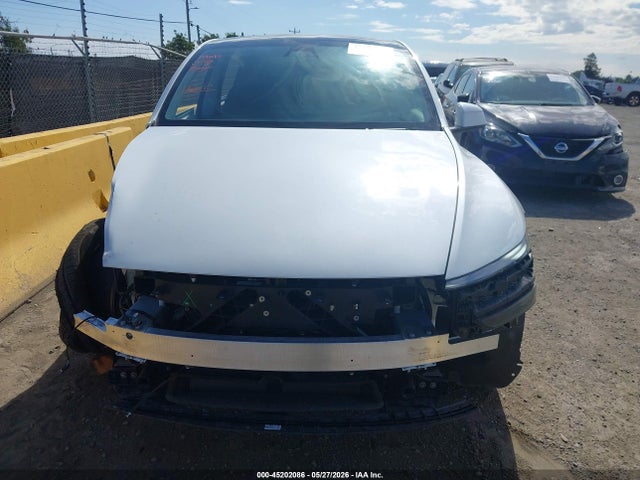 Auction sale of the 2026 Tesla Model Y All-wheel Drive/long Range Launch Series/premium All-wheel Drive, vin: 7SAYGDEE1TF406338, lot number: 45202086