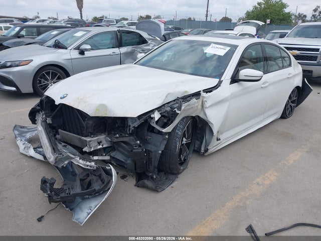 BMW 540I 2021 WBA53BJ08MWW99384 Image 2
