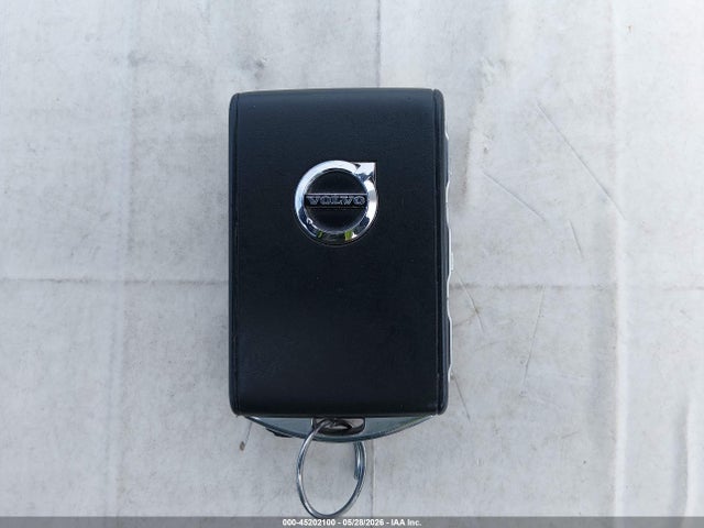 7JRA22TK3LG037824 Volvo S60 T6 Momentum