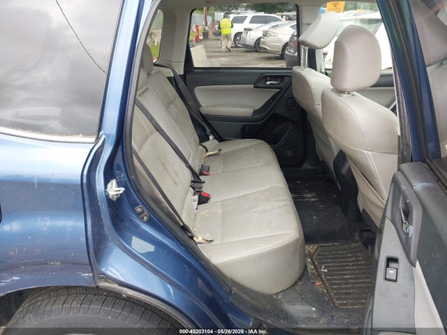 45202104 :رقم المزاد ، JF2SJAPC7EH400563 vin ، 2014 Subaru Forester 2.5i Touring مزاد بيع