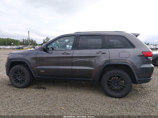 1C4RJFAG4GC355930 Jeep Grand Cherokee 75th Anniversary