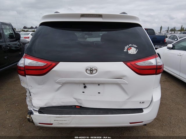 5TDKK3DC0GS719152 Toyota Sienna Le 8 Passenger