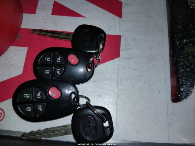 45202122 :رقم المزاد ، 5TDKZ3DC1HS774884 vin ، 2017 Toyota Sienna Le 8 Passenger مزاد بيع