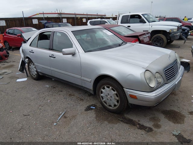 Продаж на аукціоні авто 1999 Mercedes-benz E 320 Awd, vin: WDBJF82H7XX026227, номер лоту: 45202140