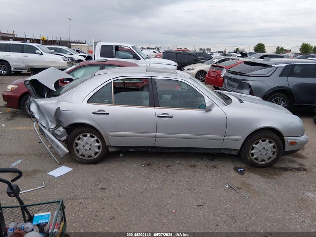 Продаж на аукціоні авто 1999 Mercedes-benz E 320 Awd, vin: WDBJF82H7XX026227, номер лоту: 45202140