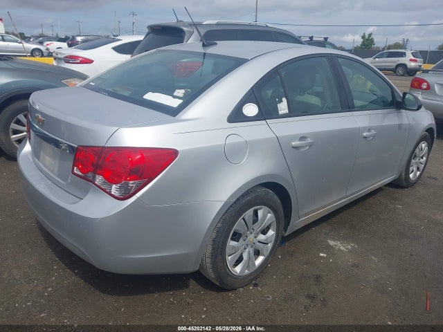 Chevrolet Cruze Ls Auto 2014 1G1PA5SHXE7479935 Image 4