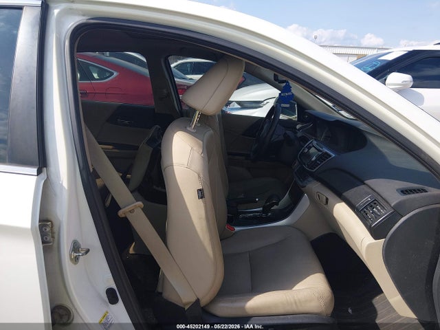 45202149 :رقم المزاد ، 1HGCR2F81EA044815 vin ، 2014 Honda Accord Ex-l مزاد بيع