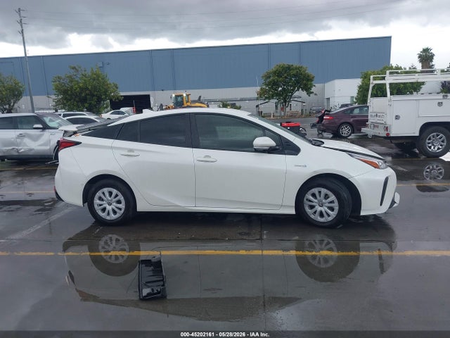 Toyota Prius Le 2019 JTDKARFU7K3101817 Image 14