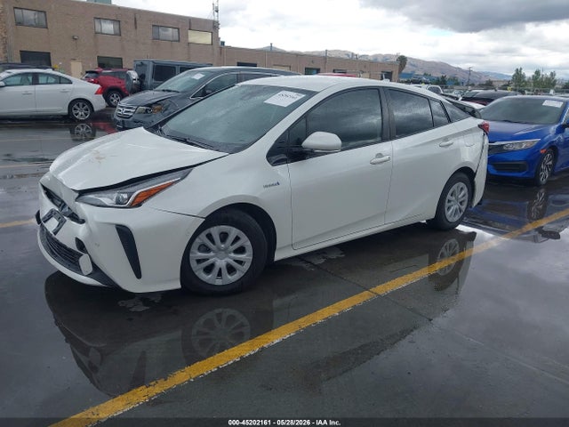 Toyota Prius Le 2019 JTDKARFU7K3101817 Image 2