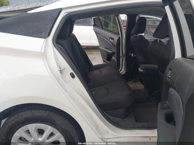 Toyota Prius Le 2019 JTDKARFU7K3101817 Image 8