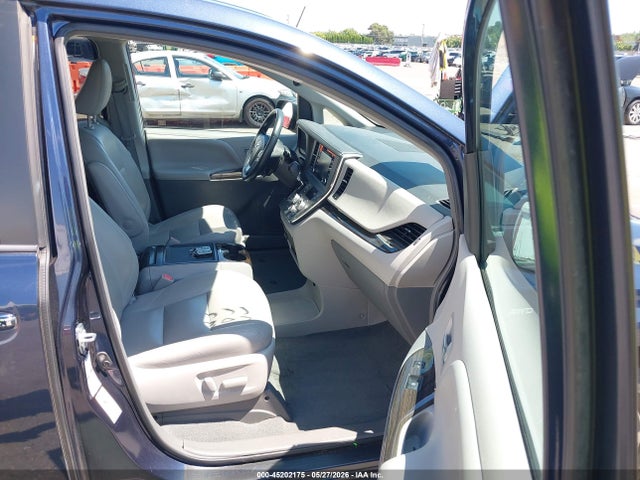 Toyota Sienna Xle 7 Passenger 2019 5TDDZ3DC4KS223641 Image 5