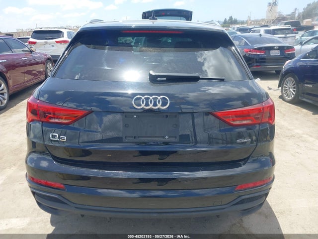 45202193 :رقم المزاد ، WA1DECF31P1151918 vin ، 2023 Audi Q3 Premium 45 Tfsi S Line Quattro Tiptronic مزاد بيع