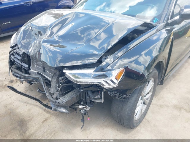 45202193 :رقم المزاد ، WA1DECF31P1151918 vin ، 2023 Audi Q3 Premium 45 Tfsi S Line Quattro Tiptronic مزاد بيع