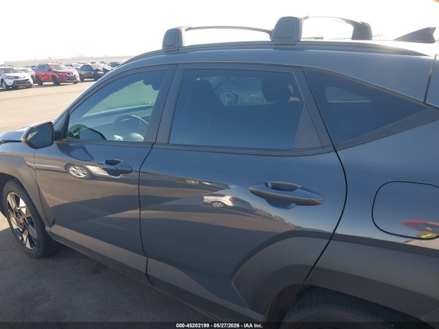 KM8HB3AB8SU225806 Hyundai Kona Sel