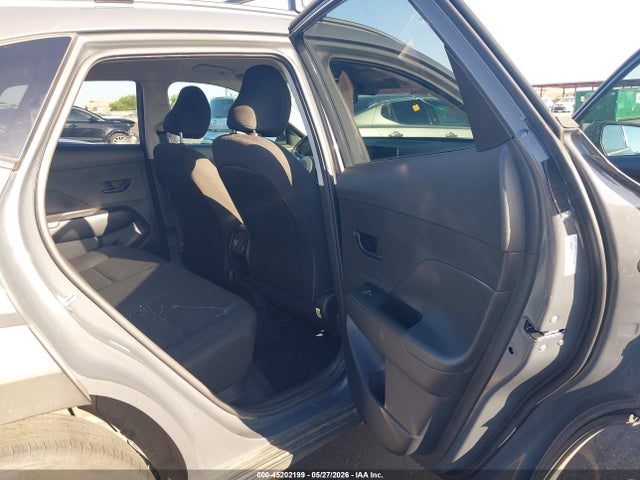 KM8HB3AB8SU225806 Hyundai Kona Sel