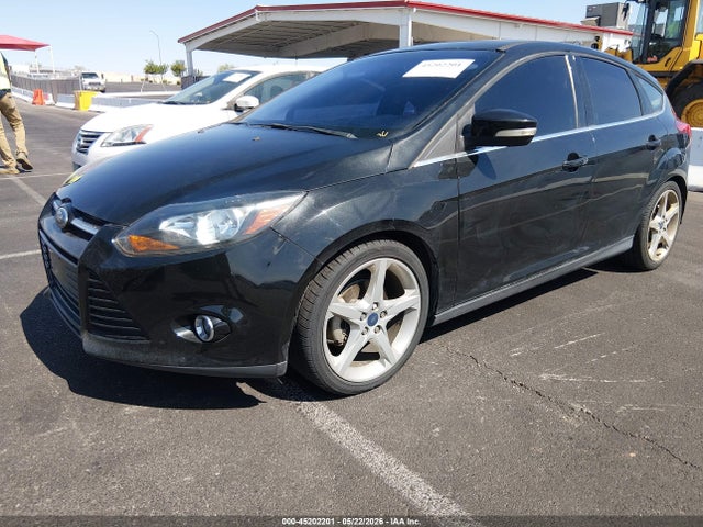 Продажа на аукционе авто 2014 Ford Focus Titanium, vin: 1FADP3N24EL199140, номер лота: 45202201