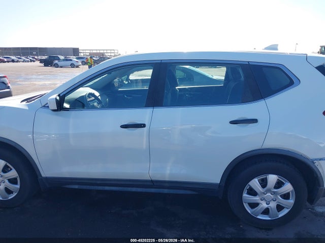 Nissan ROGUE S 2018 KNMAT2MT3JP618918 Image 14