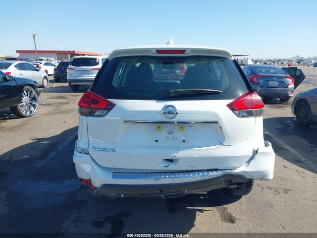 Nissan ROGUE S 2018 KNMAT2MT3JP618918 Image 16