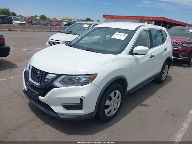 Nissan ROGUE S 2018 KNMAT2MT3JP618918 Image 2