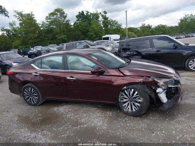 Продаж на аукціоні авто 2023 Nissan Altima Sv Fwd, vin: 1N4BL4DV1PN415649, номер лоту: 45202234
