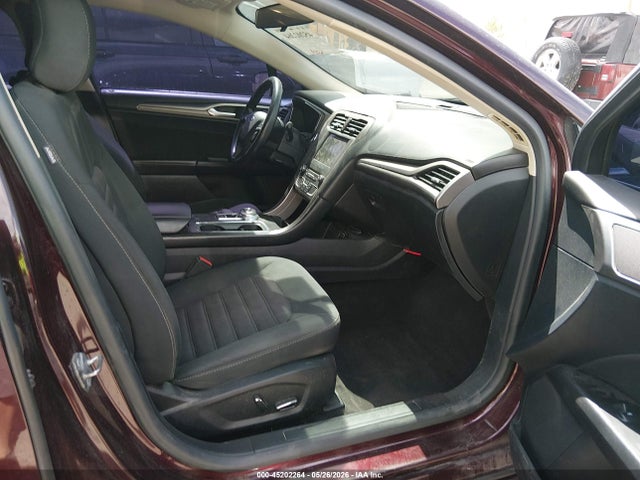 45202264 :رقم المزاد ، 3FA6P0H70HR398609 vin ، 2017 Ford Fusion Se مزاد بيع
